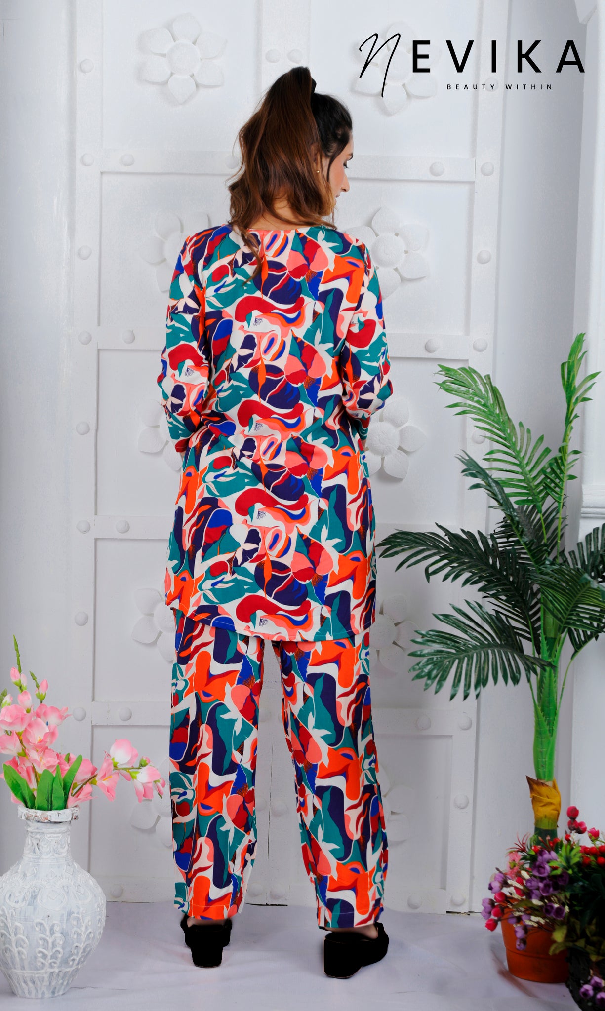 Unwind Colourful 3D-Printed Loungewear